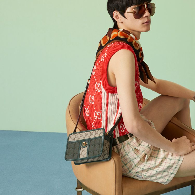 751914.FAB7W.3046.003.100.0000.Light Mini GG canvas mini shoulder bag